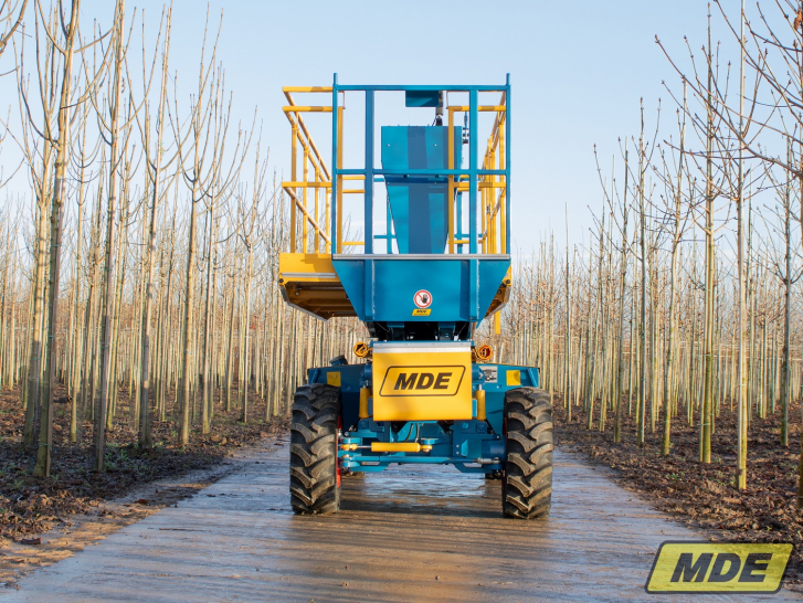 mde-machinebouw-pruning-platform-q450-3-