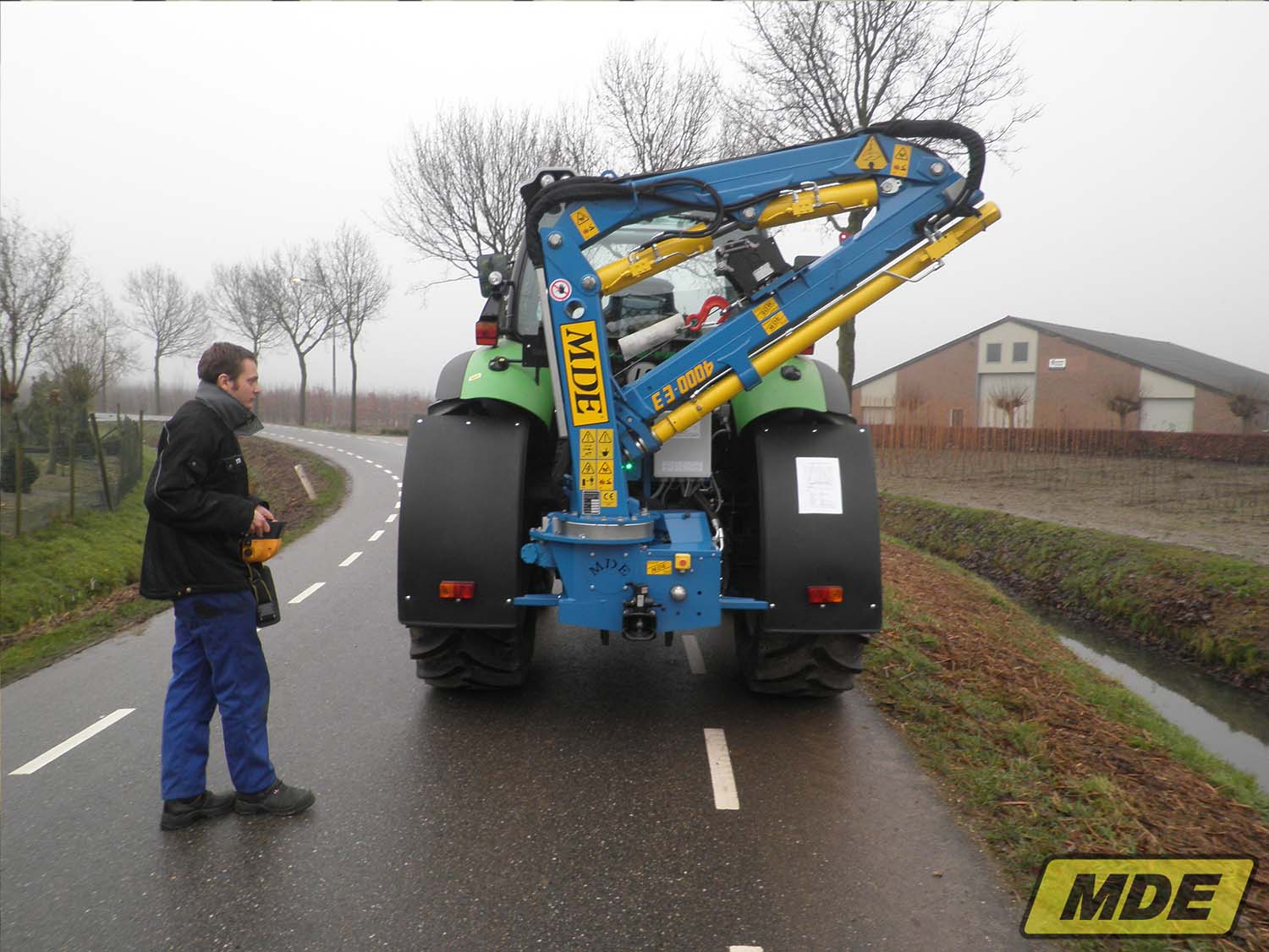 mde-radiografische-bediening-kraan-1